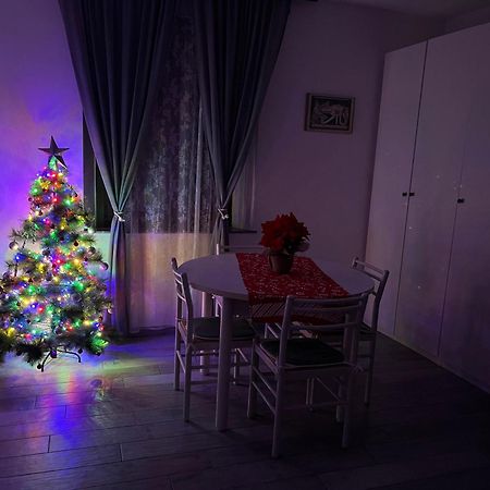 Nicole House Apartment Legnano Exterior foto